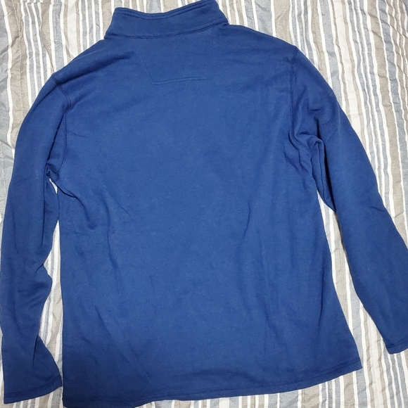 Arrow Sweater - Picture 3 of 12